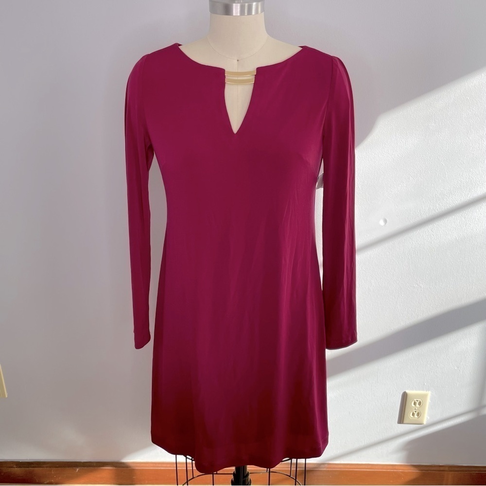Vince Camuto Cutout V Neck Gold Bar Accent Front Full Zipper Back Dress- Size 4
